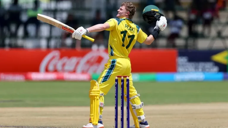 Oliver Peake poised to eclipse Ricky Ponting with historic Australia debut – Oliver Peake: آسٹریلیا کے ابھرتے ہوئے اسٹار کا تاریخی ون ڈے ڈیبیو
