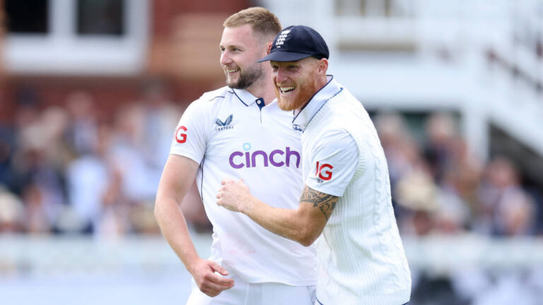 Stokes and Atkinson investigated by ECB over nightclub incident کی تفصیلات