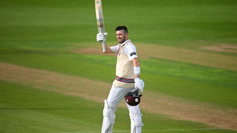 Overton ton, Rew 149 completes Somerset escape کا شاندار اختتام
